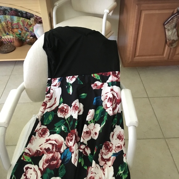 Women Fashion Cocktail Party dress - Picture 2 of 3